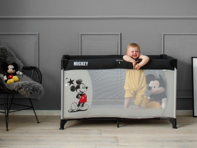 Hauck Disney Dream N Play - Mickey Stars | Travel Cot