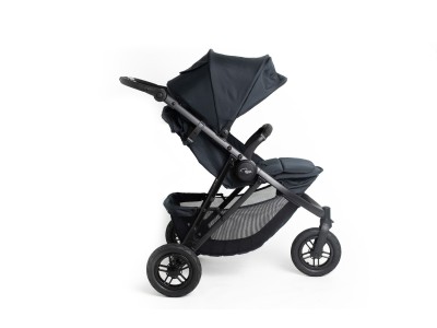 Roma Atlas 3 Wheel Pram - Jet Black | Baby Snooze