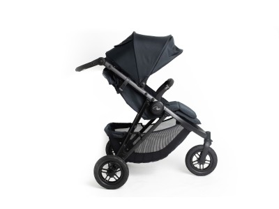 Roma Atlas 3 Wheel Pram - Jet Black | Baby Snooze