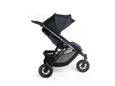 Roma Atlas 3 Wheel Pram - Jet Black | Baby Snooze