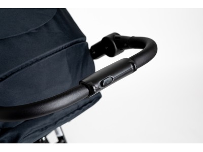 Roma Atlas 3 Wheel Pram - Jet Black | Baby Snooze