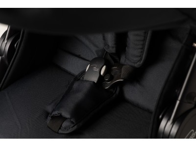 Roma Atlas 3 Wheel Pram - Jet Black | Baby Snooze