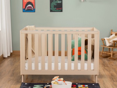 Dante Mini Cot Bed - Natural | Babymore