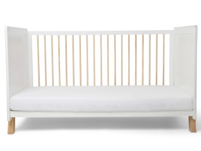 Clair de Lune Essentials Cot Bed | Baby Snooze