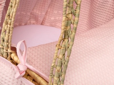 Waffle Palm Moses Basket & Natural Folding Stand - Pink