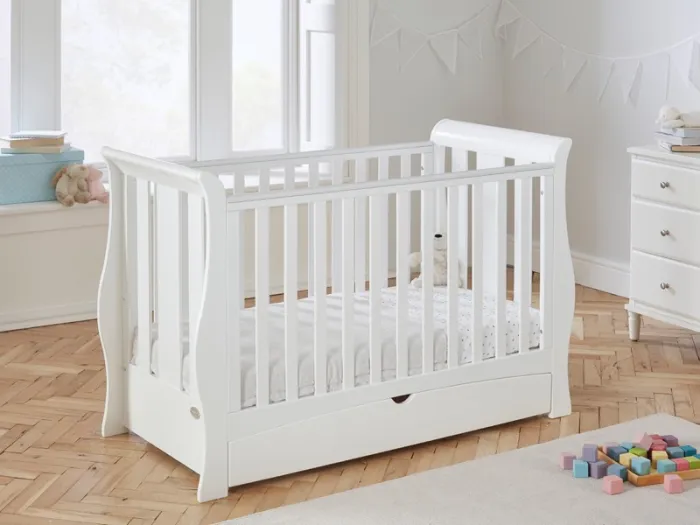 Lillian mini cot bed, toddler bed, sofa bed, day bed, White cot bed