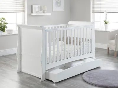 Baby store sleigh cot